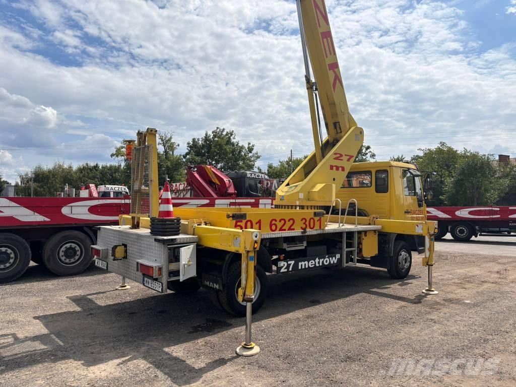 MAN L 2000 Platforme aeriene montate pe camion