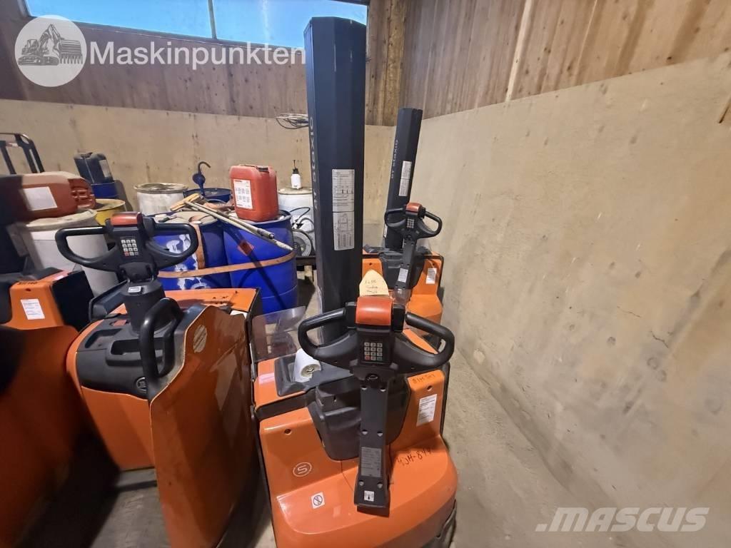 Toyota BT SWE 80 L Stivuitor electric