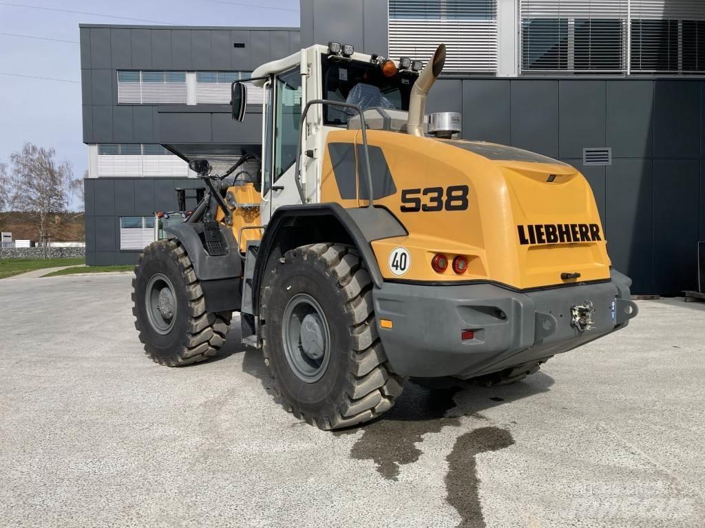 Liebherr L 538 Incarcator pe pneuri