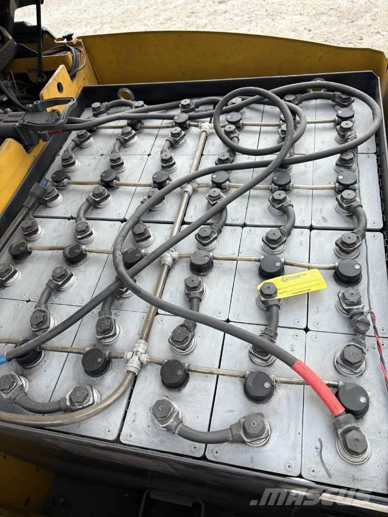 CAT EP18PNT Stivuitor electric