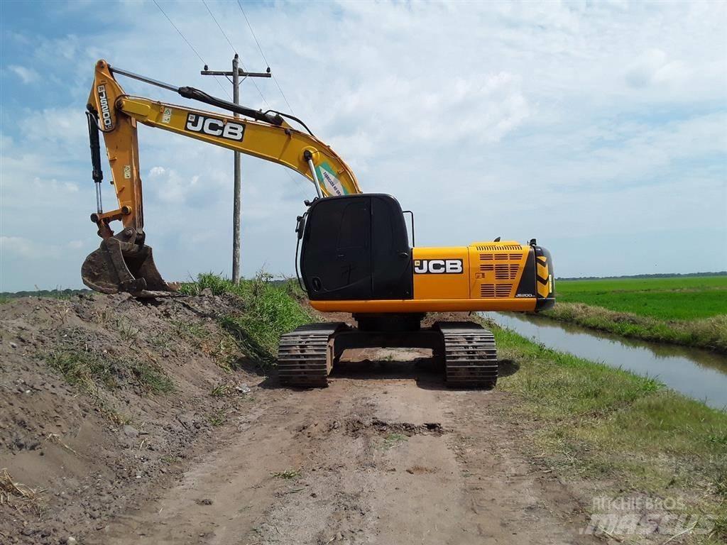 JCB JS200LC Excavatoare pe șenile
