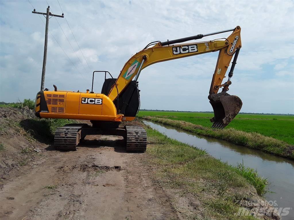 JCB JS200LC Excavatoare pe șenile
