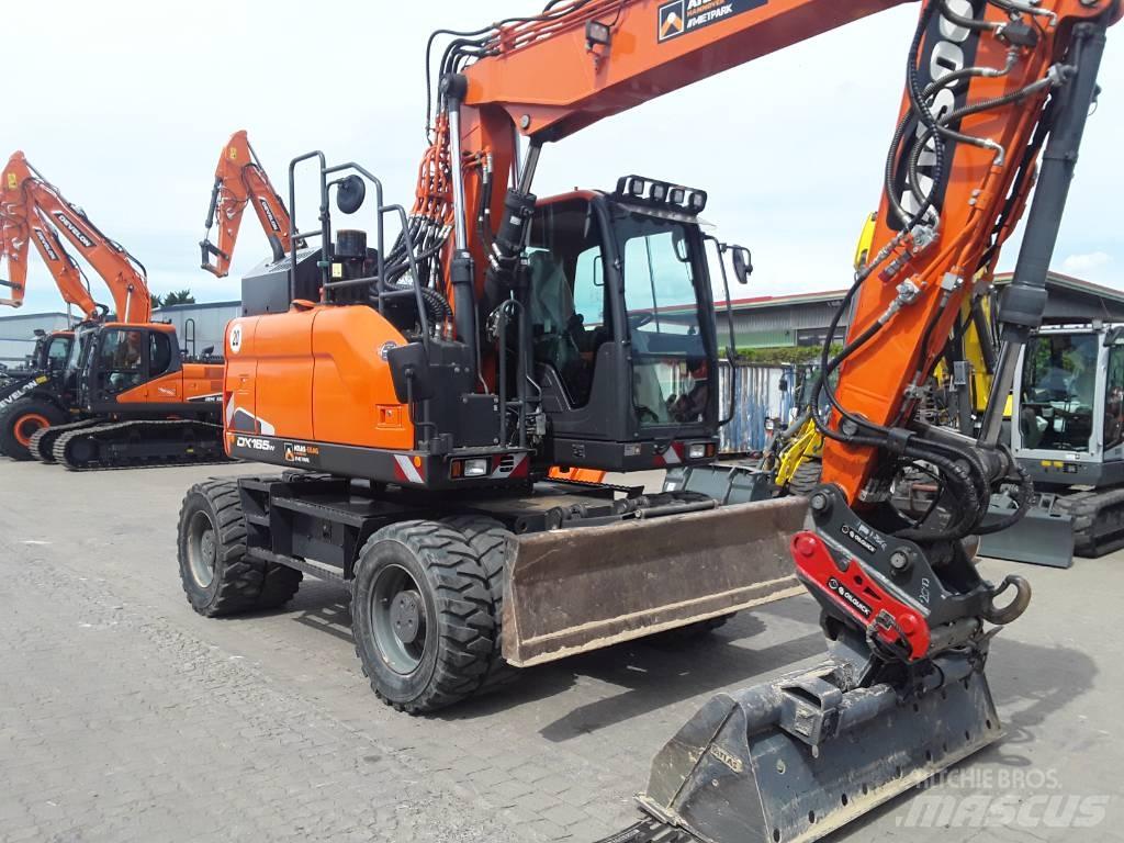 Doosan DX 165 W-5 Excavatoare cu roti