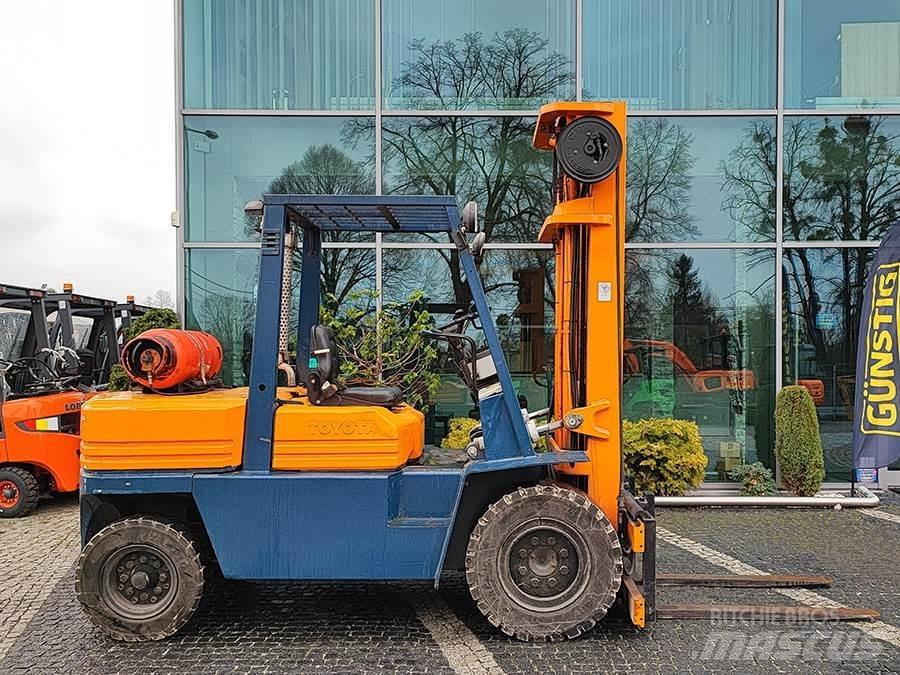 Toyota 02-5FG40 Stivuitor GPL