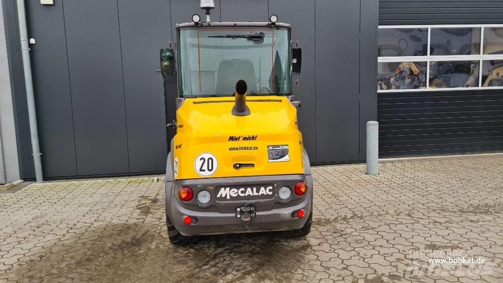 Mecalac AX 700 Incarcator pe pneuri