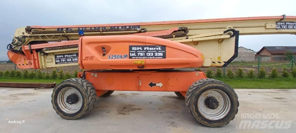 JLG 1250 AJP Nacele cu brat articulat