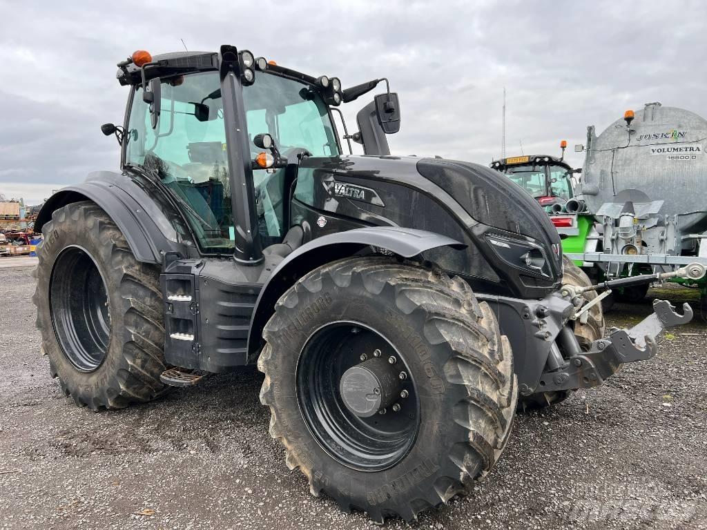 Valtra T 254 V Tractoare