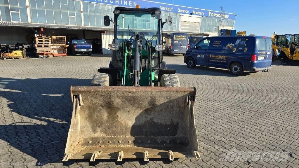 JCB 406 Incarcator pe pneuri
