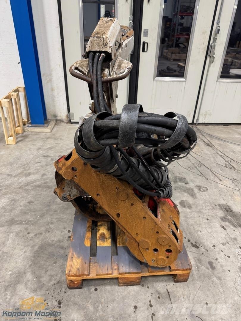 Log Max 3000T Capete pentru culegatoare