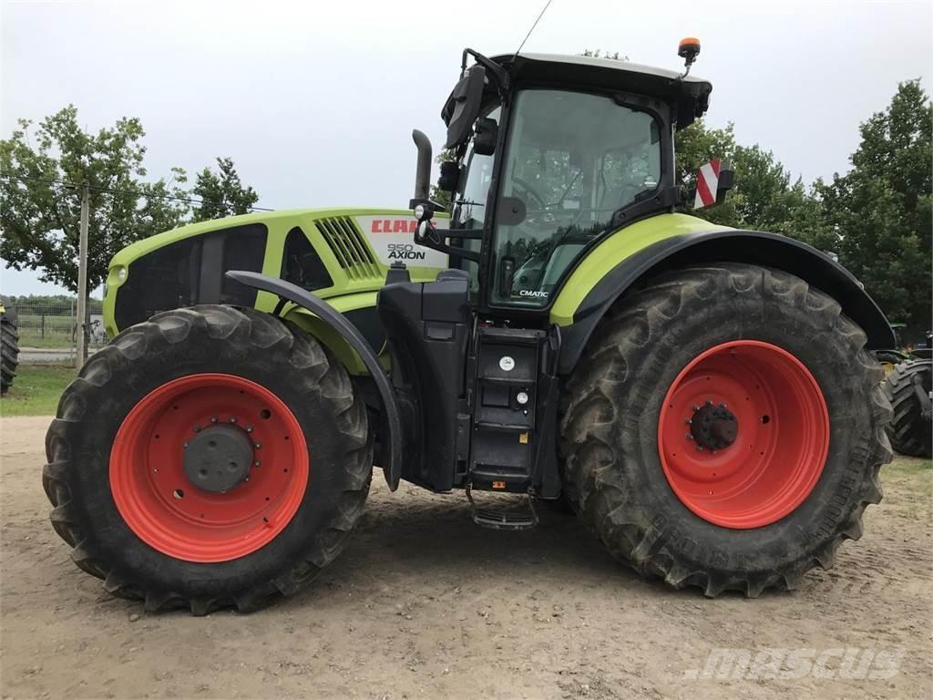 CLAAS Axion 950 Tractoare