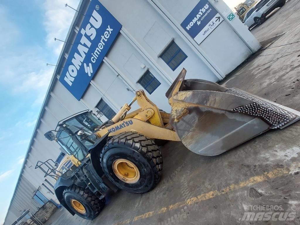 Komatsu WA475 Incarcator pe pneuri