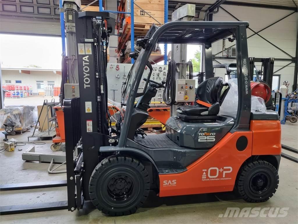 Toyota 02-8FGF25 Stivuitor GPL