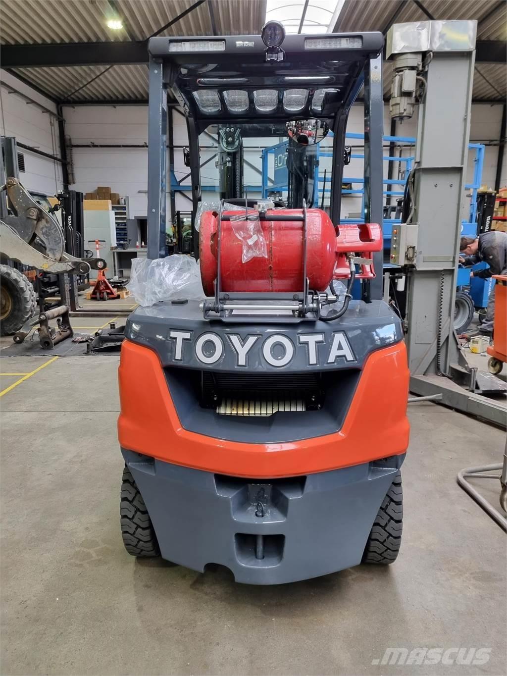 Toyota 02-8FGF25 Stivuitor GPL