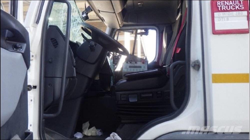 Renault D 210 Camion de deseuri