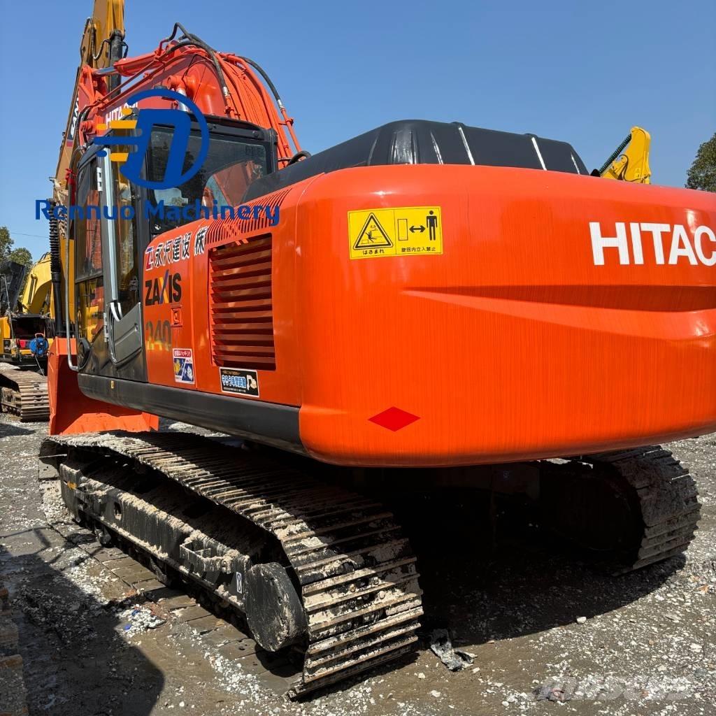 Hitachi ZX 240-3 Excavatoare pe șenile
