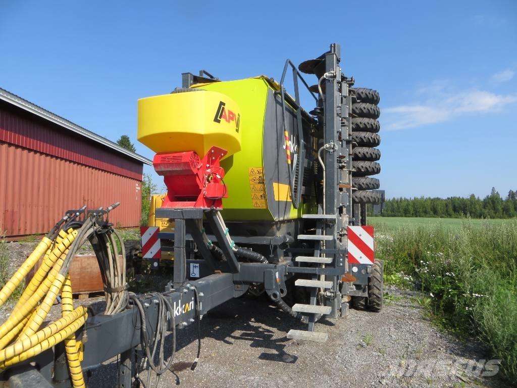 Junkkari W700 Semanatoare
