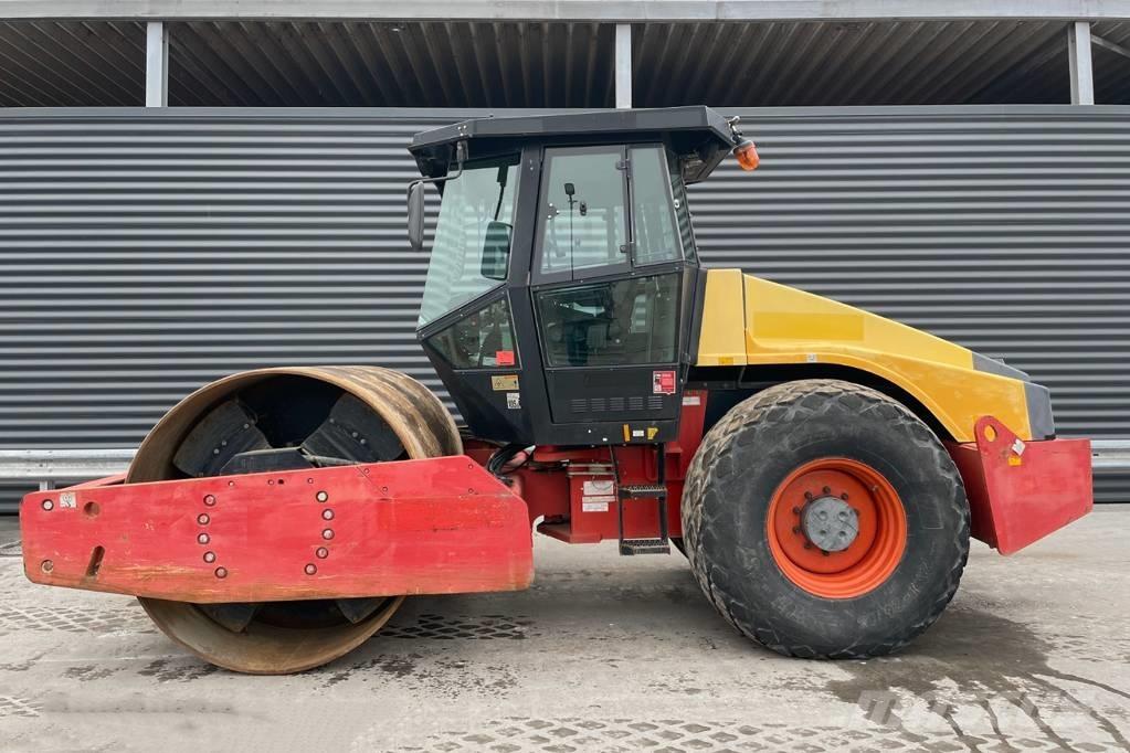 Dynapac CA302D Compactoare monocilindrice