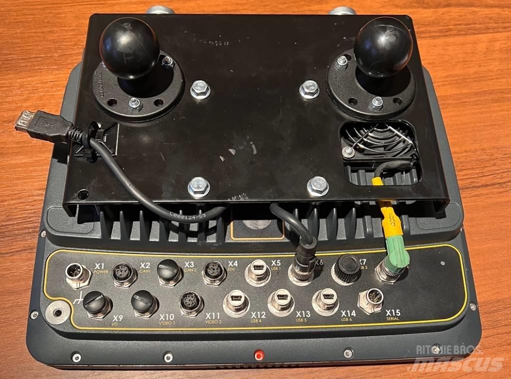 John Deere F680524 Electronice