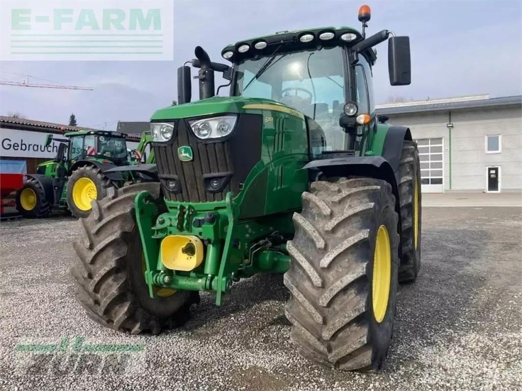 John Deere 6215r Tractoare