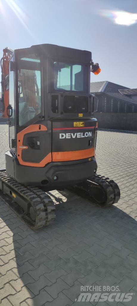 Develon DX 27 Z-7 Mini excavatoare < 7t