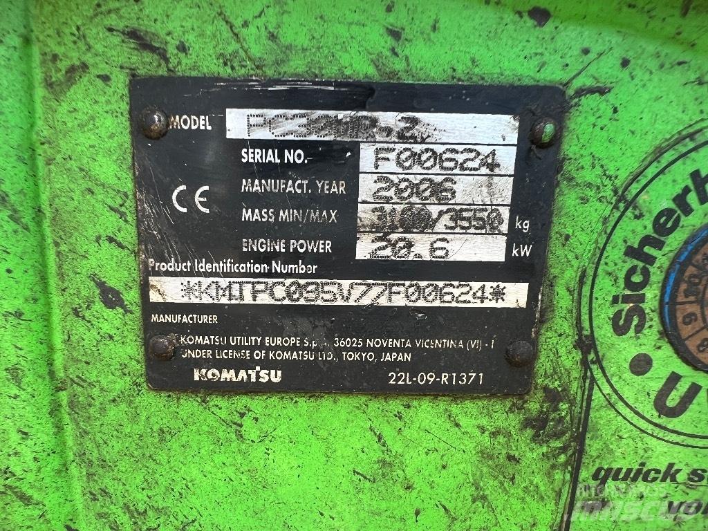 Komatsu PC 30 MR-2 Mini excavatoare < 7t