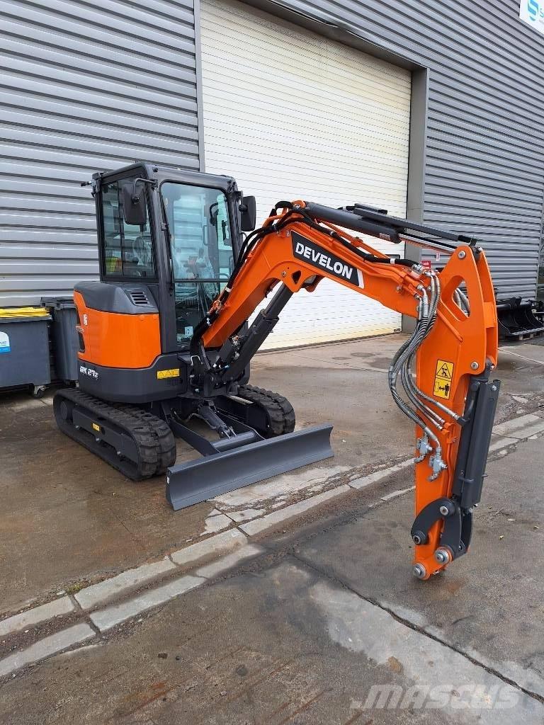 Develon DX 27 Z-7 Mini excavatoare < 7t
