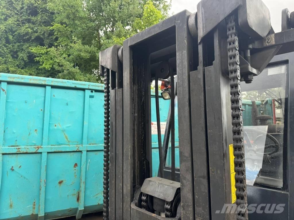 Mora MC80CS Stivuitor diesel