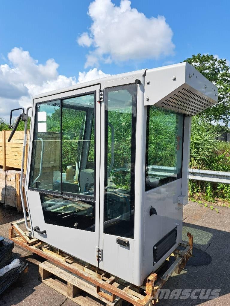 Fuchs D & E Cabin Cabine si interior