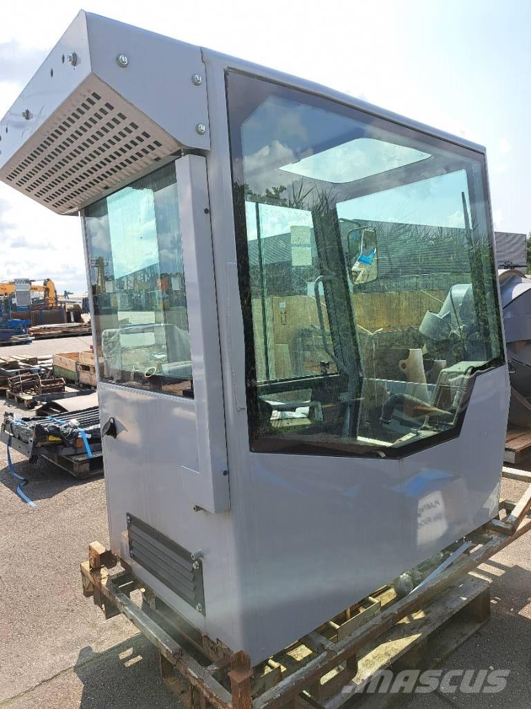 Fuchs D & E Cabin Cabine si interior