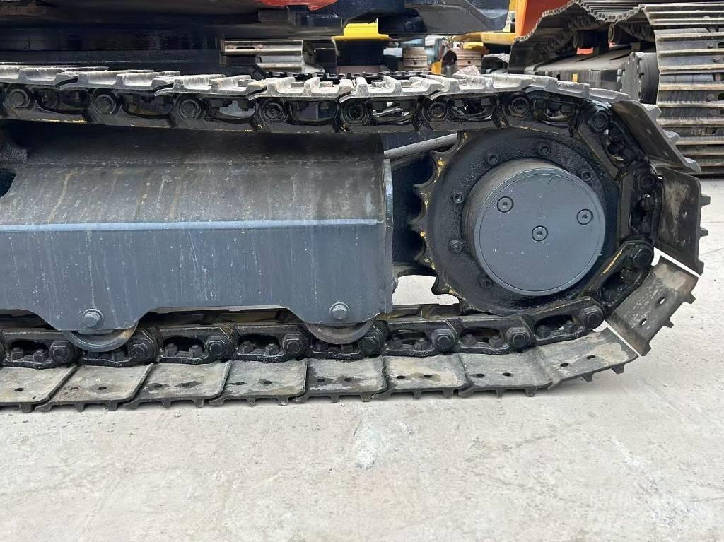 Kubota KX 155 Excavatoare pe șenile
