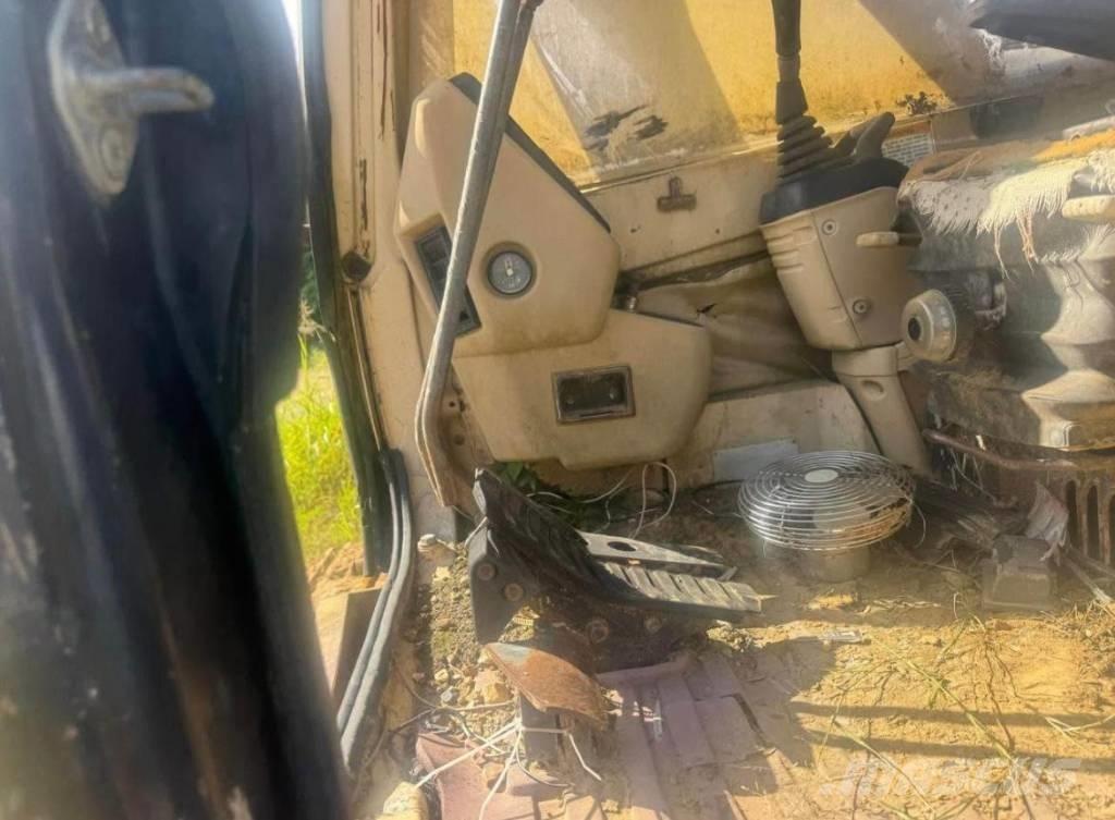 CAT 315 L Excavatoare pe șenile

