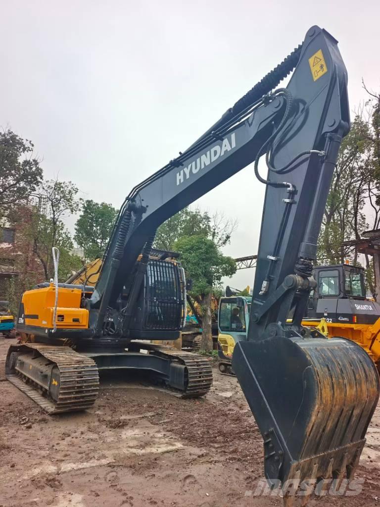 Hyundai HX 220 HD Excavatoare pe șenile
