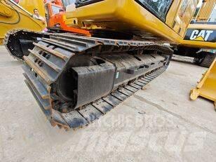 CAT 323 Excavatoare pe șenile
