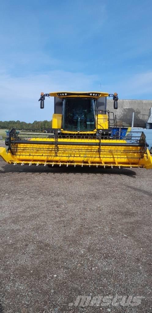 New Holland CX5.80 Combine de secerat