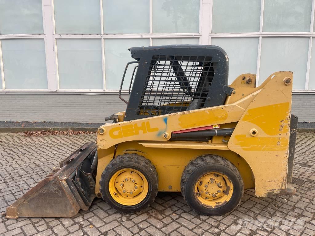 Gehl 3840 E     2015 Mini incarcator
