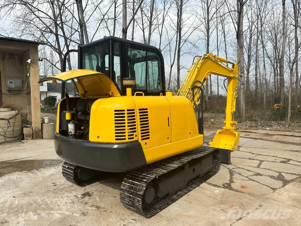Komatsu PC56-7 Excavatoare pe șenile
