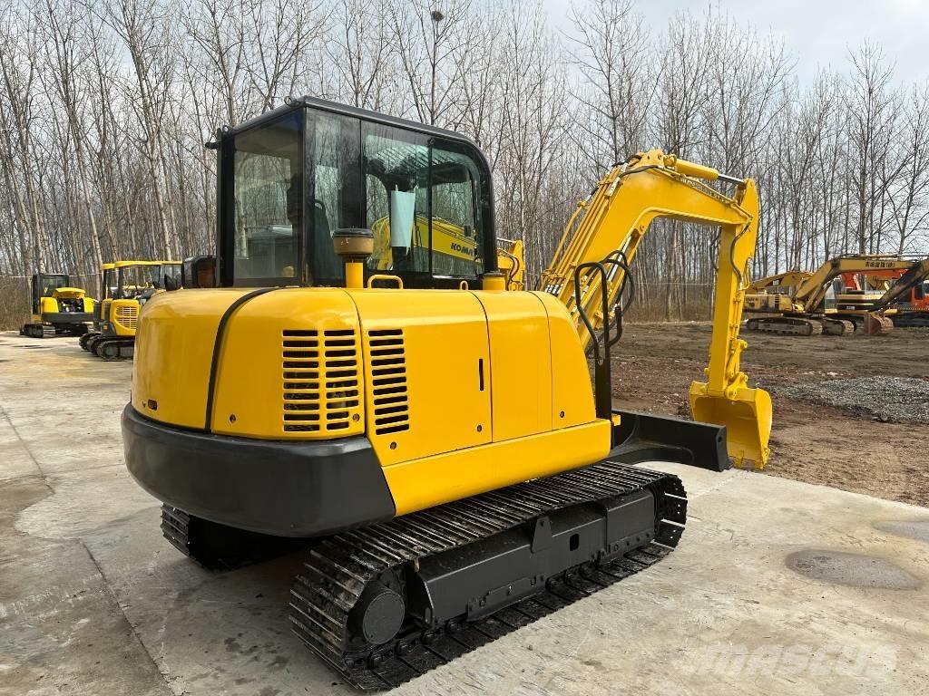 Komatsu PC56-7 Excavatoare pe șenile
