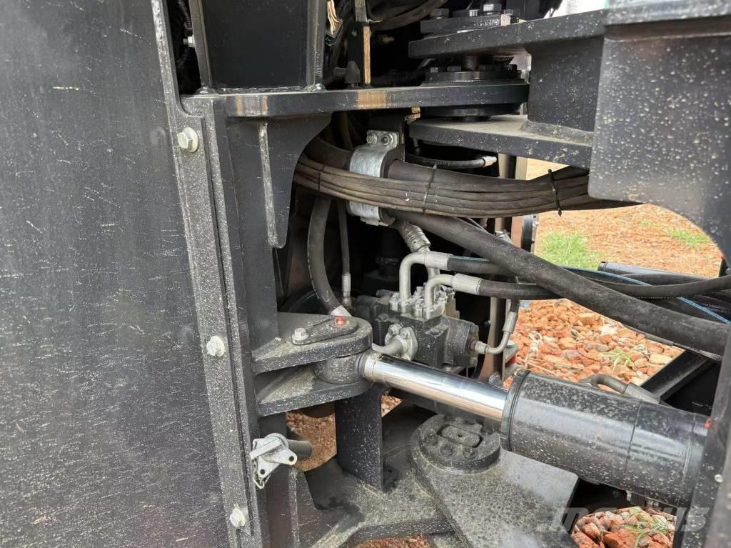 LiuGong CLG 856 H Incarcator pe pneuri