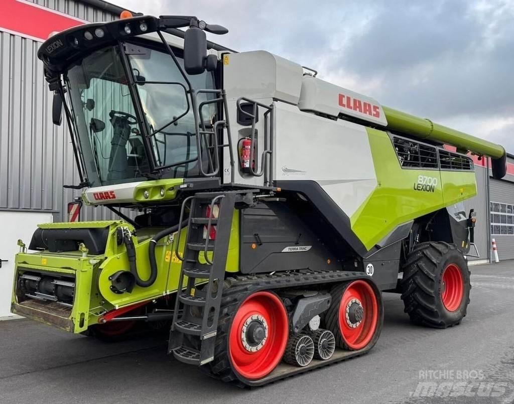 CLAAS 8700TT Combine de secerat