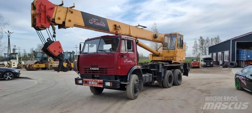 Kamaz 25T Macara pentru orice teren