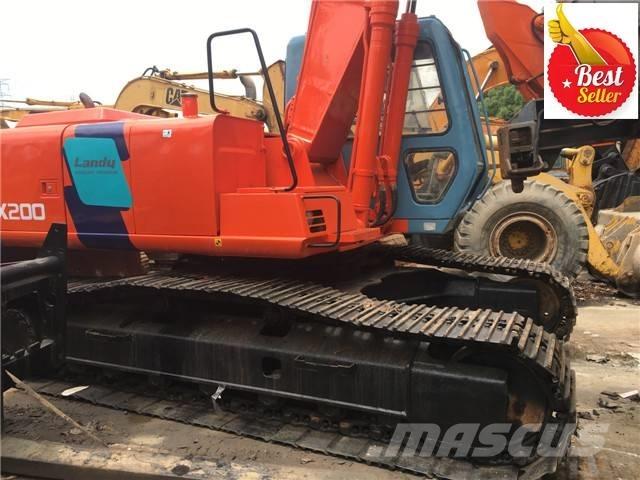 Hitachi EX 200 Excavatoare pe șenile
