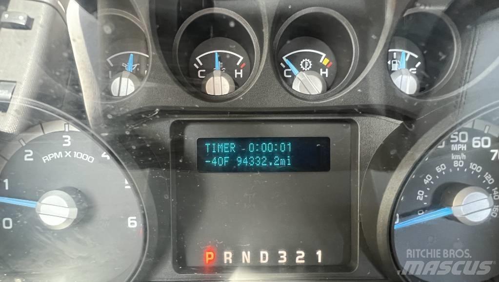 Ford F 550 Platforme aeriene montate pe camion