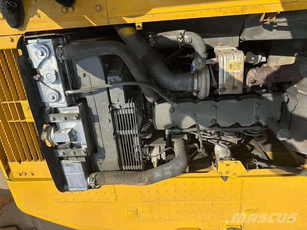 Komatsu PC 220-8 Excavatoare pe șenile
