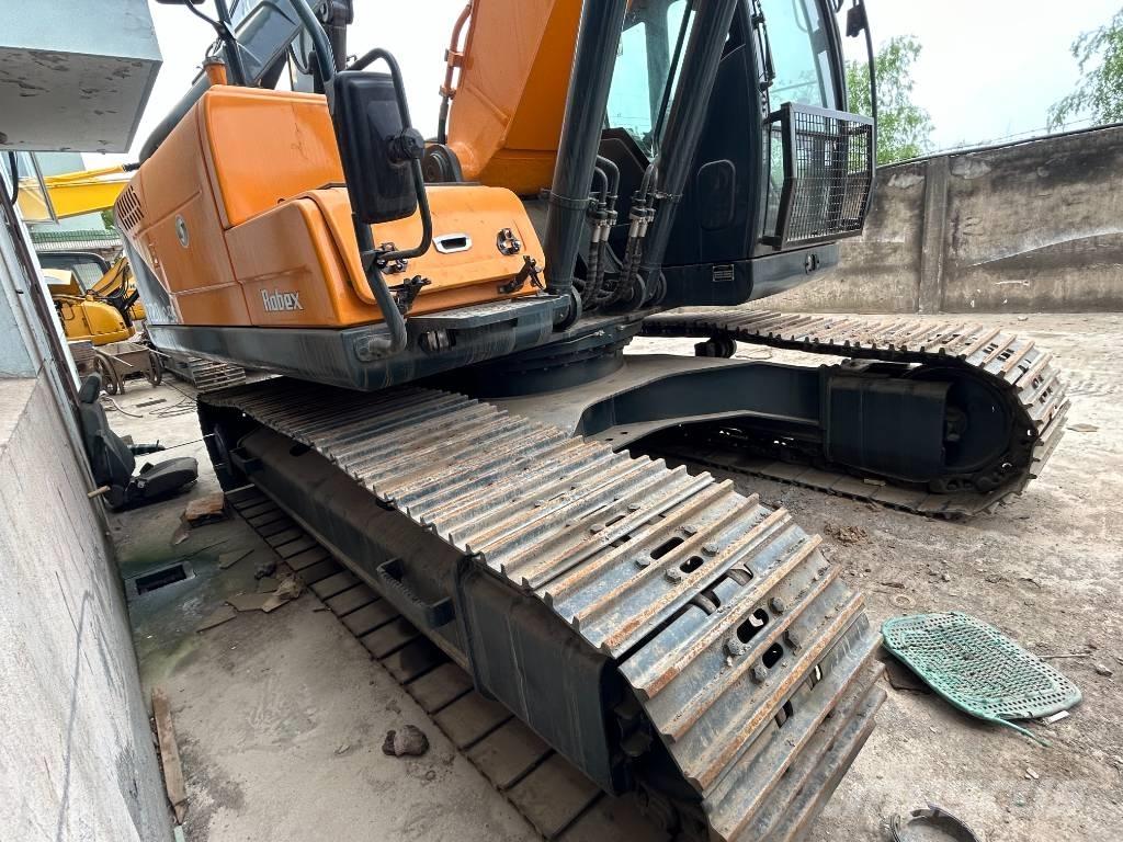 Hyundai 220LC-9 Excavatoare pe șenile
