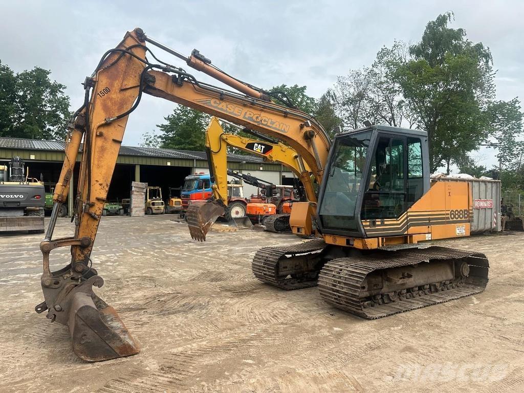 CASE 688 B 16 ton Excavatoare pe șenile
