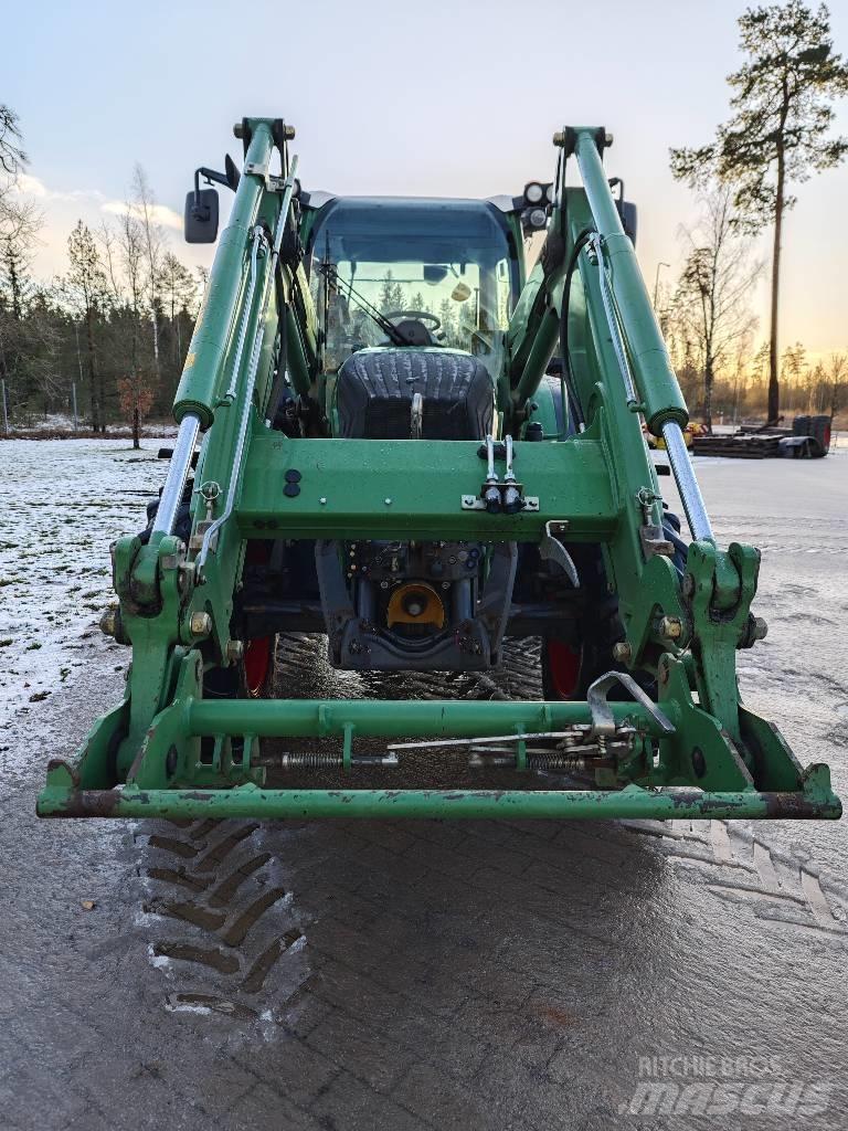 Fendt 516 Profi Tractoare