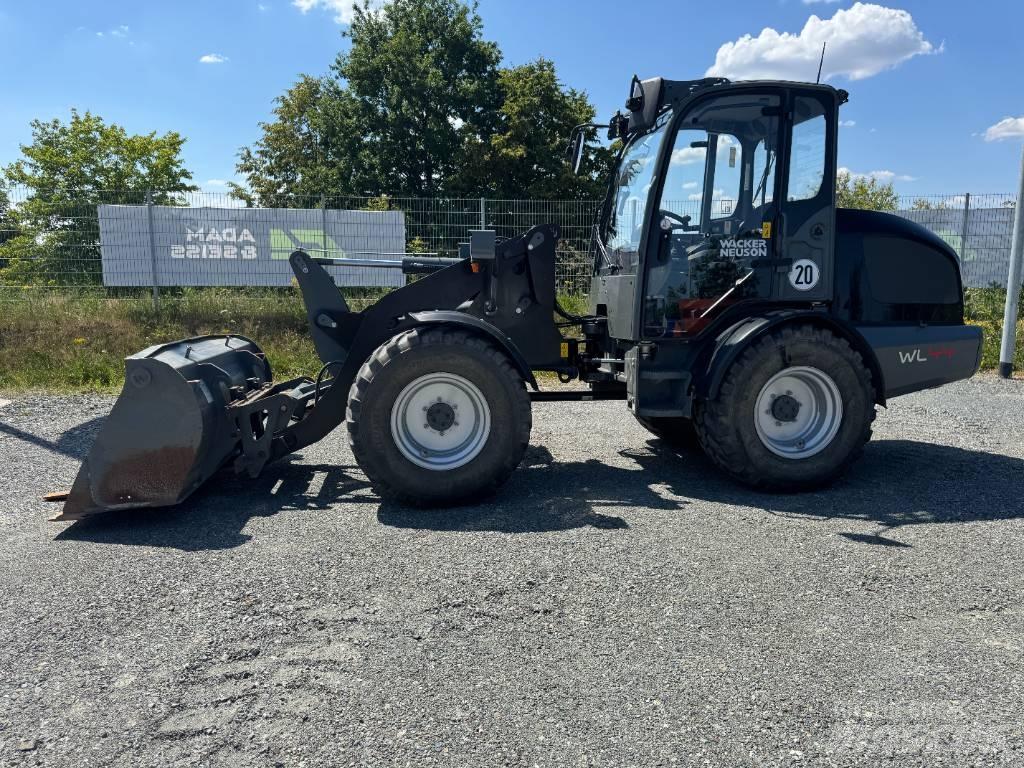Wacker Neuson WL44 Incarcator pe pneuri