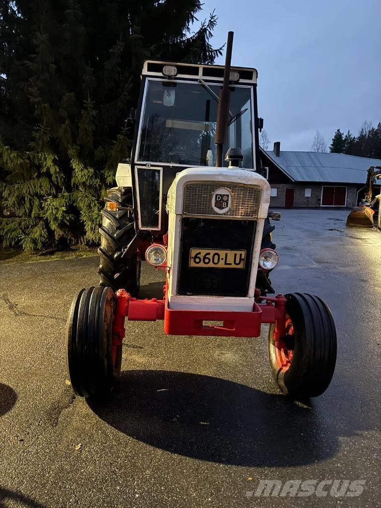 David Brown 1210 Tractoare