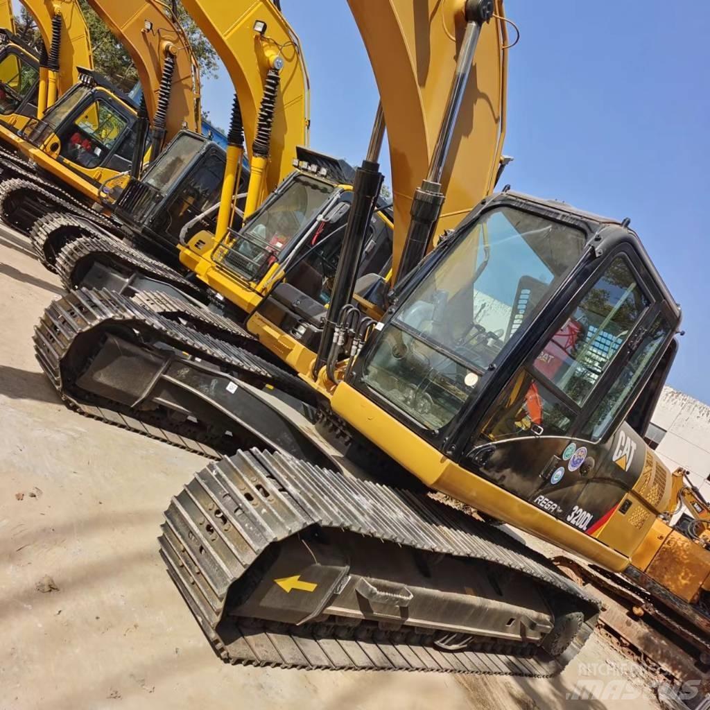 CAT 320 D Excavatoare pe șenile
