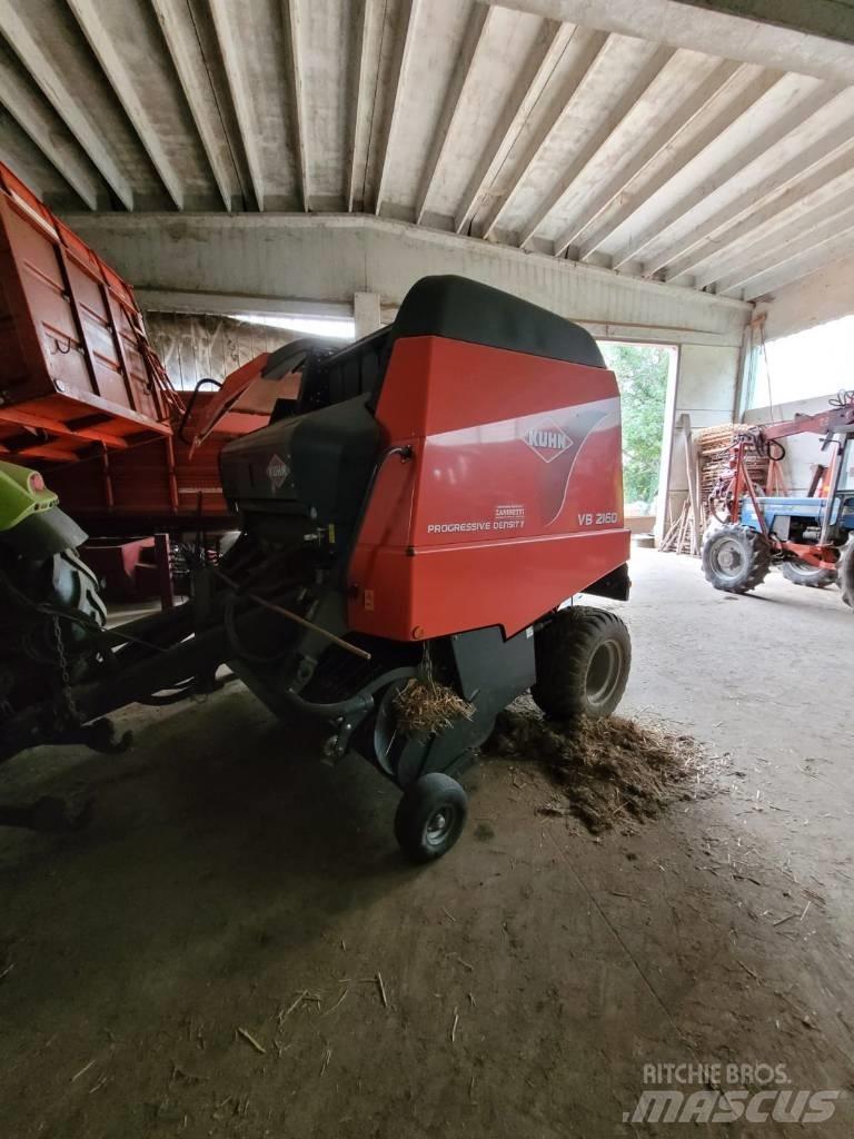 Kuhn VB 2160 Masina de balotat cilindric